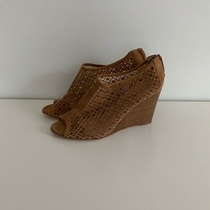 Aquatalia Tan Wedge Sandal, size 9.5